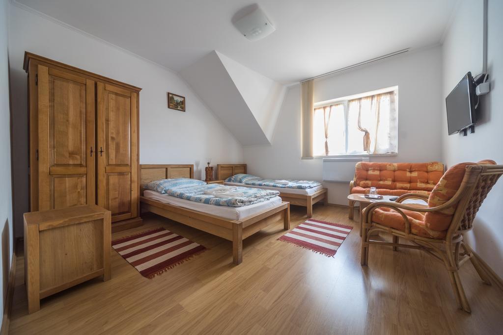 Tokaj Zlata Putna - Restaurant & Pension Vinicky Luaran gambar