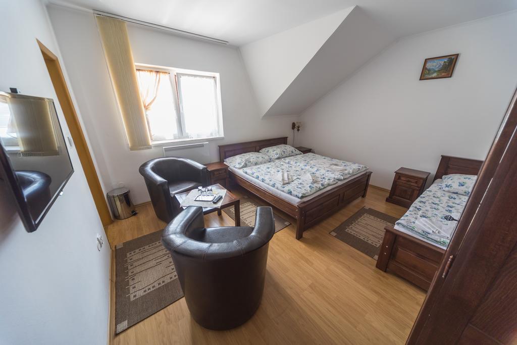 Tokaj Zlata Putna - Restaurant & Pension Vinicky Luaran gambar