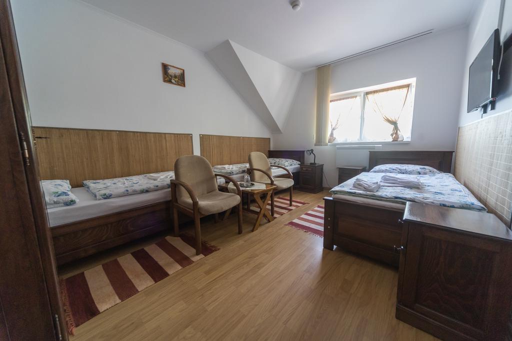 Tokaj Zlata Putna - Restaurant & Pension Vinicky Luaran gambar