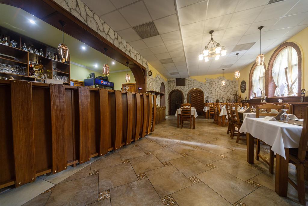 Tokaj Zlata Putna - Restaurant & Pension Vinicky Luaran gambar