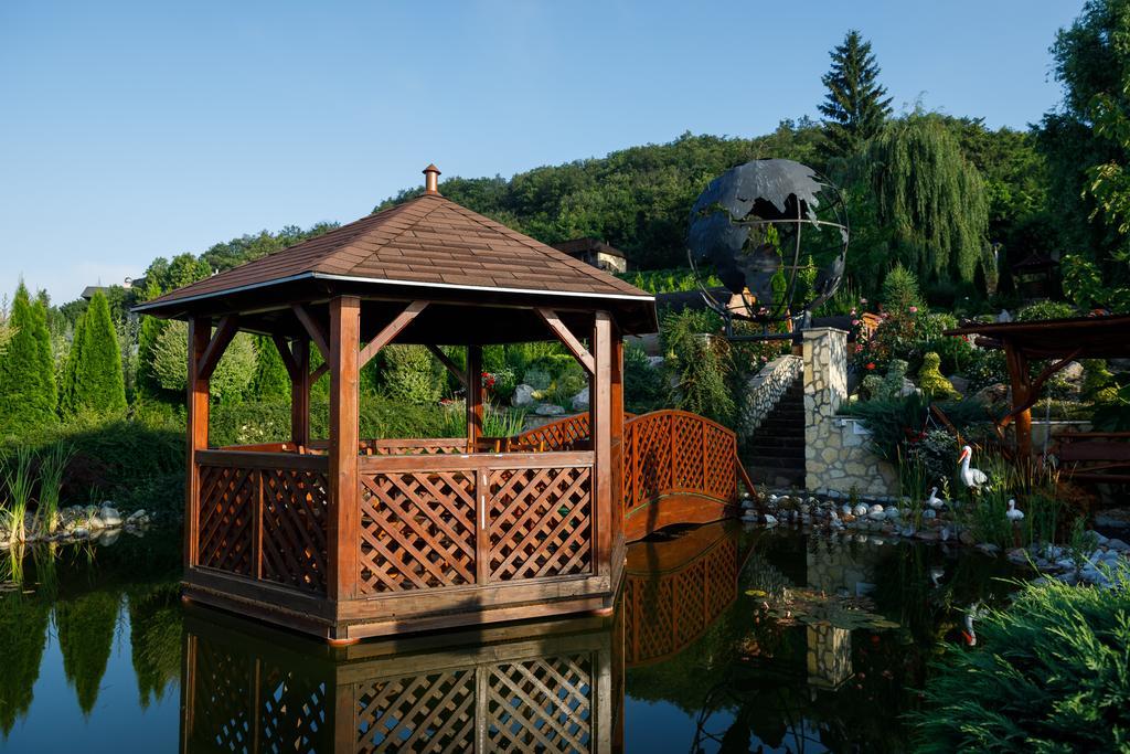 Tokaj Zlata Putna - Restaurant & Pension Vinicky Luaran gambar